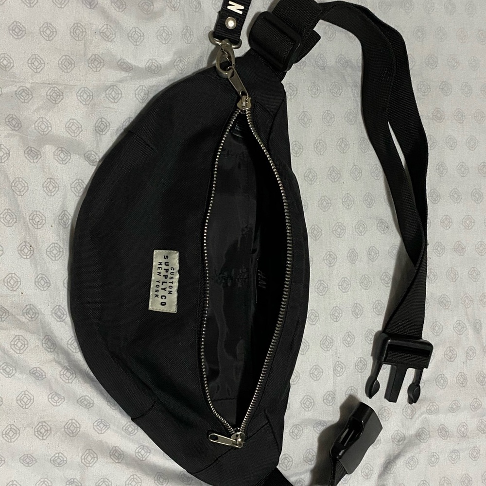 H&M Fanny pack - Picture 3 of 4